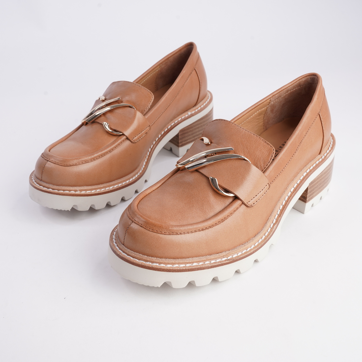 Dylan Cognac Leather Heeled Loafers - BRESLEY | Shouz