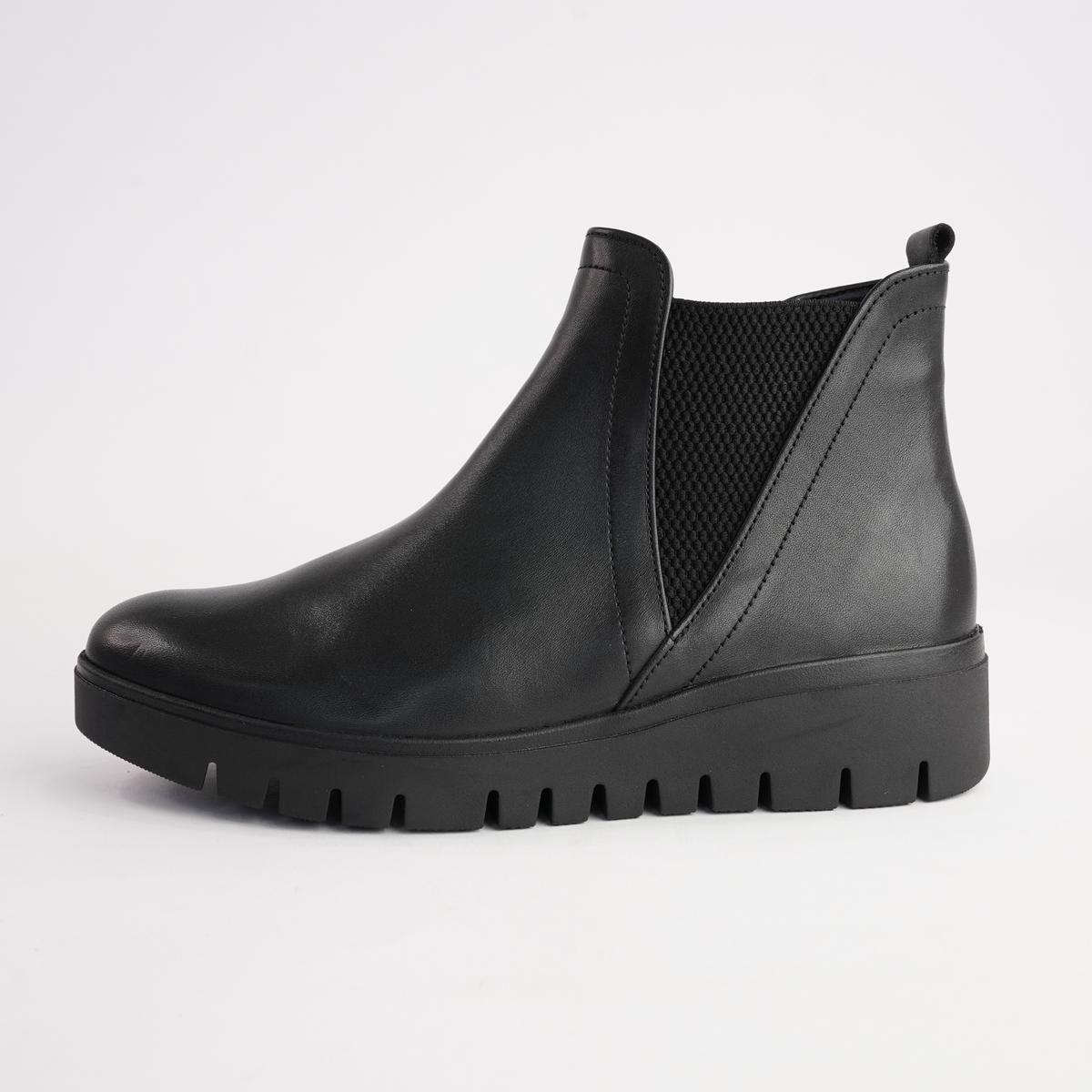 Gertie Black Leather Ankle Boots - GABOR | Shouz