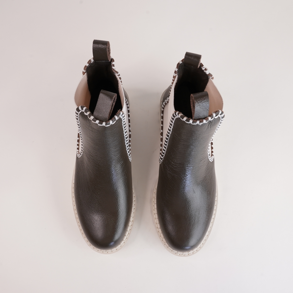 Dodge Khaki Leather Ankle Boots - BRESLEY | Shouz