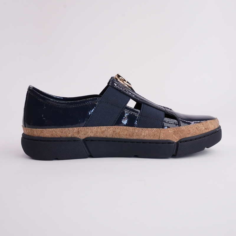 Teni Navy Patent/ Navy Sole Leather Sneakers