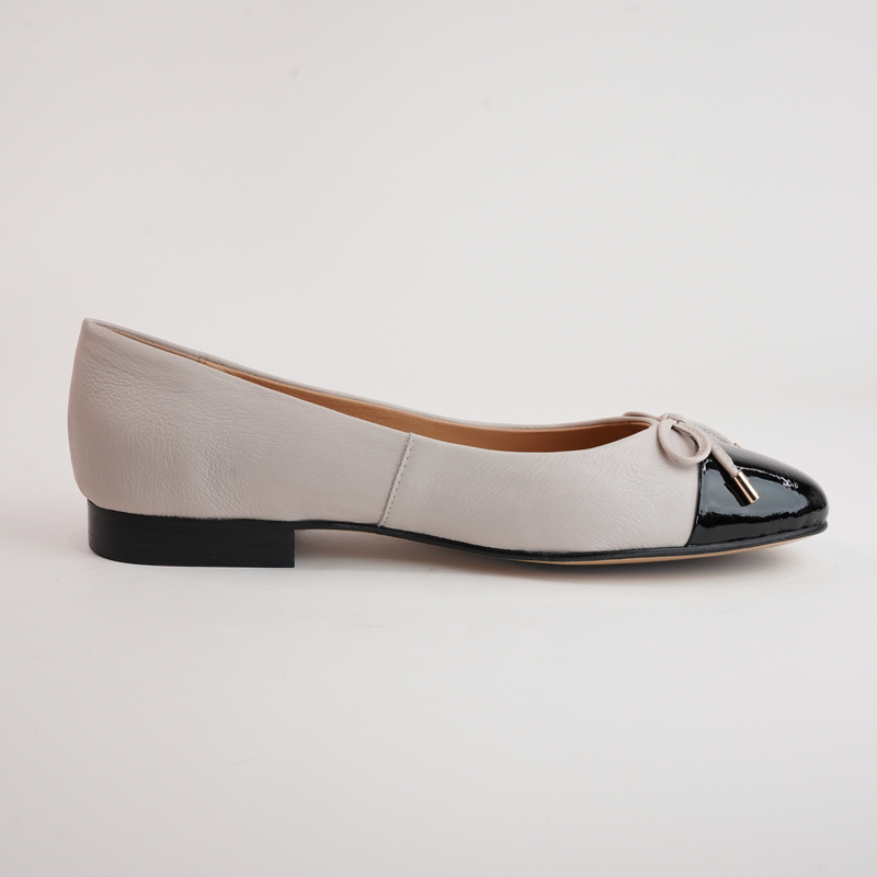 Ildiko Black Patent/ Nougat Leather Ballet Flats