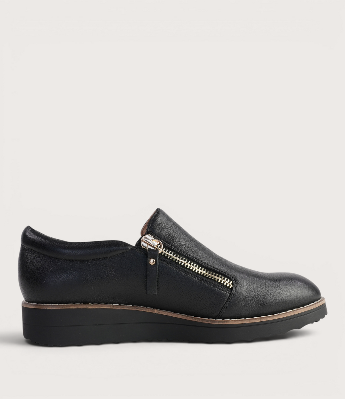 Ostel Black Leather Flats
