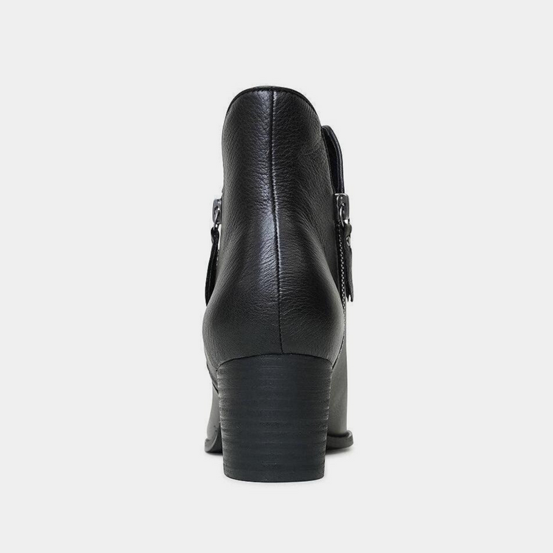 Shiannely Black Leather Ankle Boots