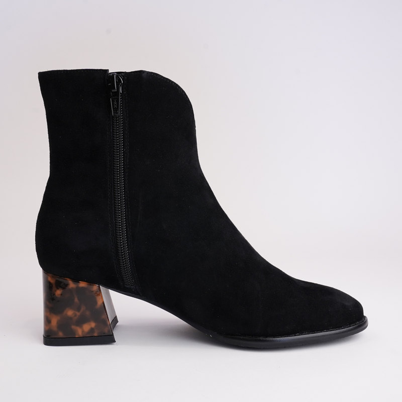 Devos Black Suede Leather Ankle Boots