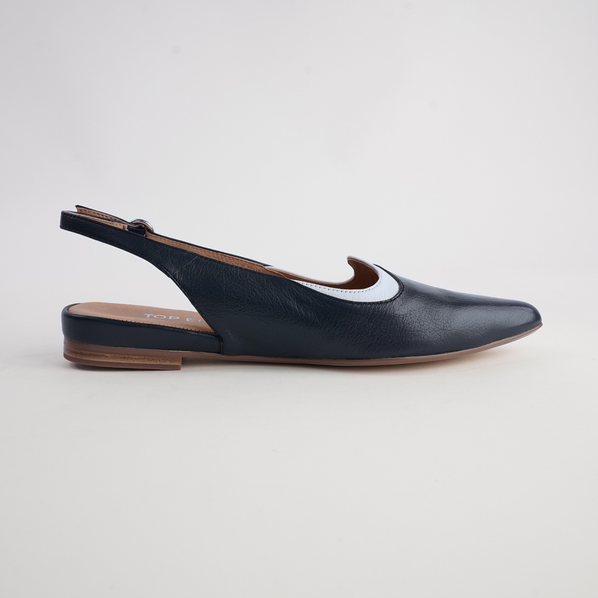 Yeska Navy Leather/ Ivory Flats