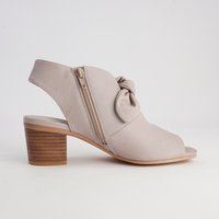 Banana Café Leather Heels