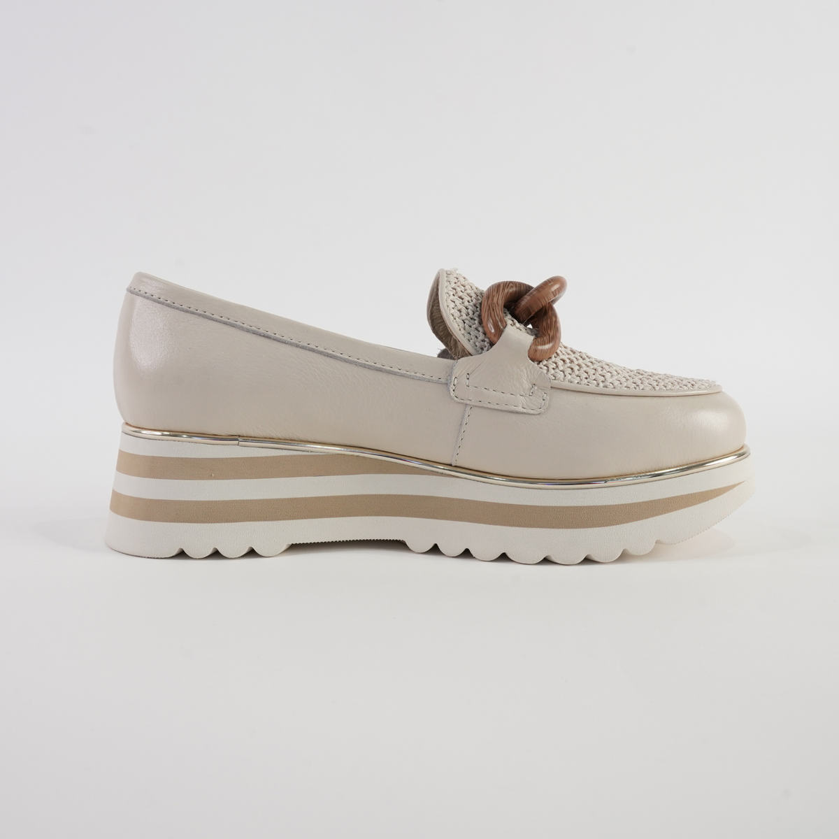 Eggey Milk Leather Ivory/ Raffia Loafers - DJANGO AND JULIETTE | Shouz