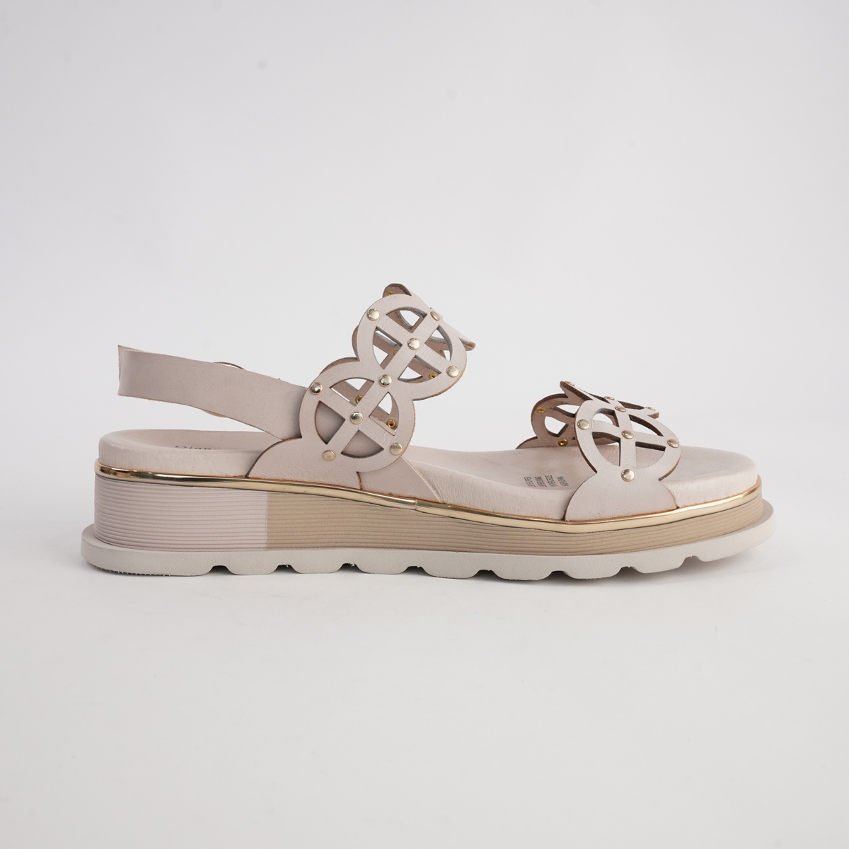 Carola Almond Leather Sandals - DJANGO AND JULIETTE | Shouz