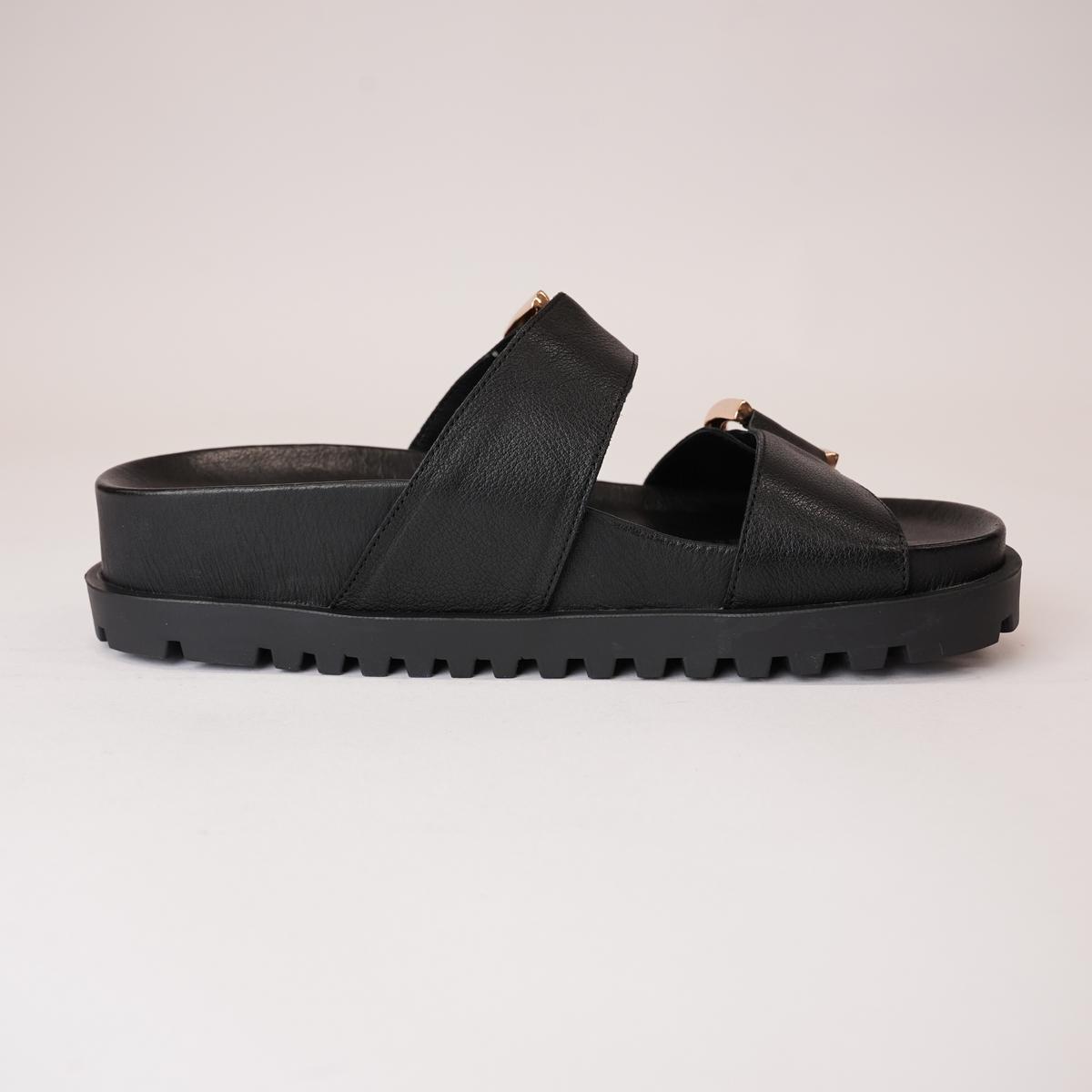 Ullana Black Leather Slides - DJANGO AND JULIETTE | Shouz