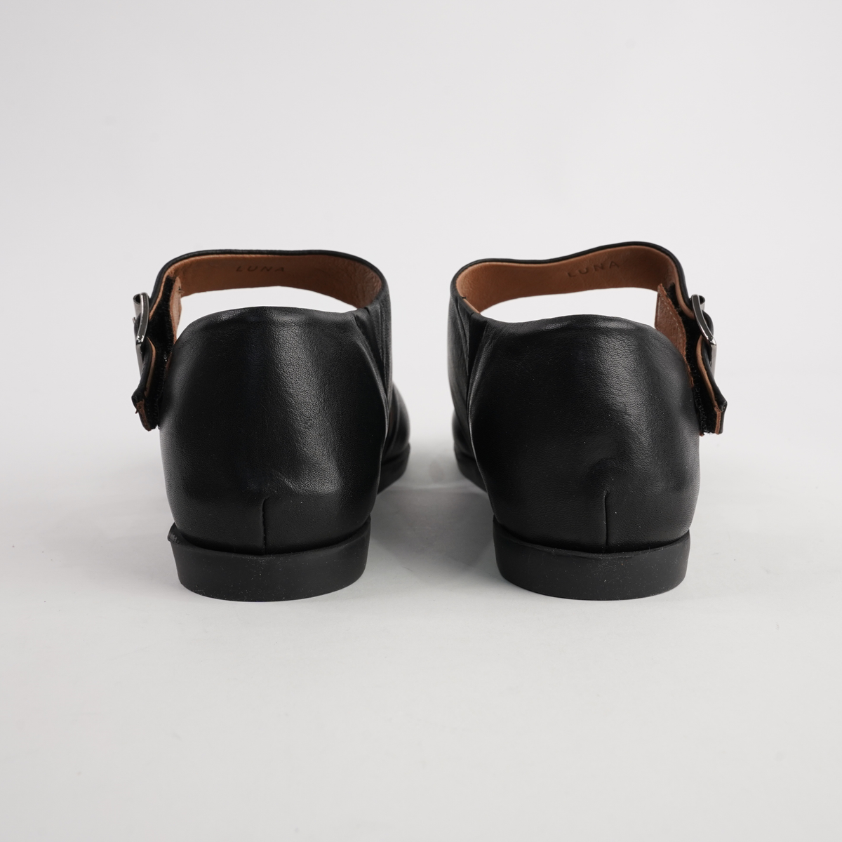 Luna Black Leather Sandals - SALA | Shouz