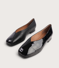 Paydes Black Patent/ Black Leather Flats