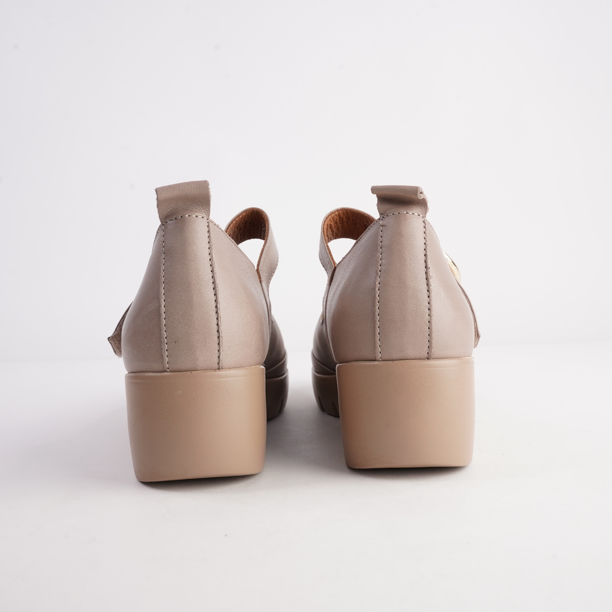 Solo Dark Stone Leather Flats - SALA | Shouz