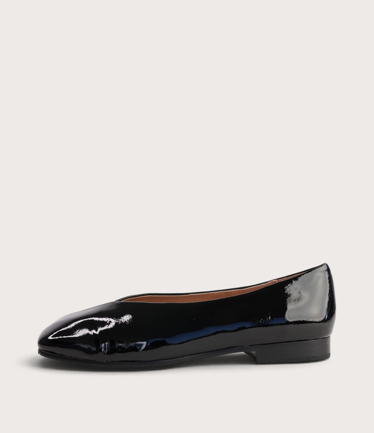 Paydes Black Patent/ Black Leather Flats