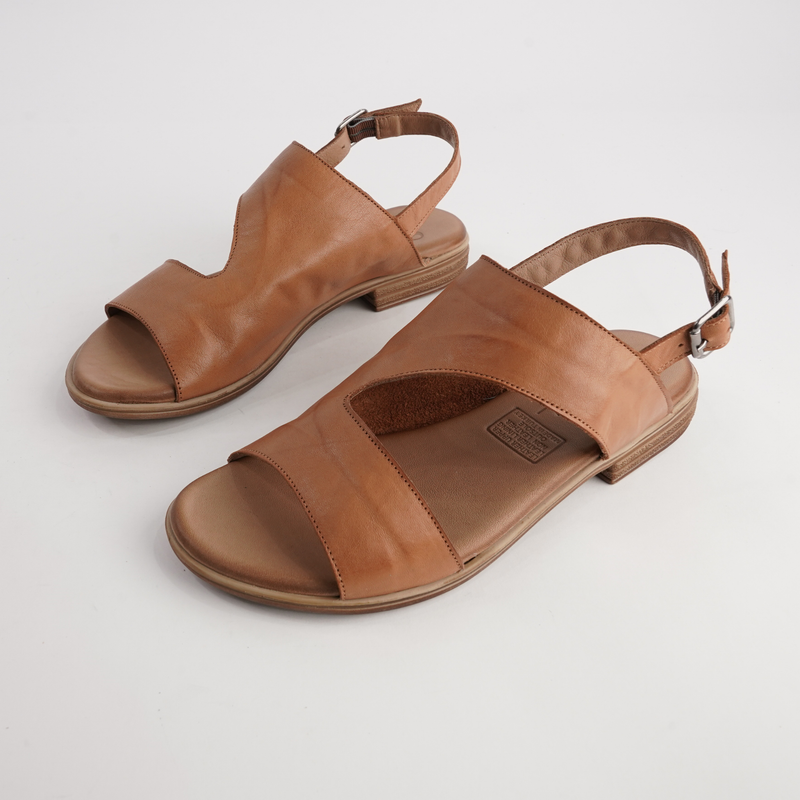 Mikey Coconut Leather Sandals