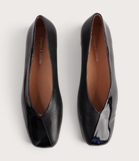 Paydes Black Patent/ Black Leather Flats