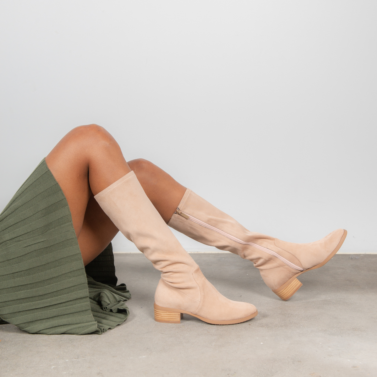 Timothie Latte Knee High Boots - DJANGO AND JULIETTE | Shouz