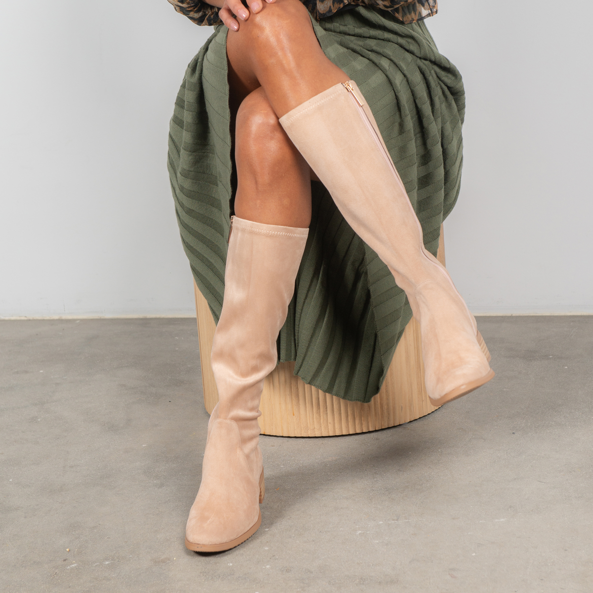 Timothie Latte Knee High Boots - DJANGO AND JULIETTE | Shouz
