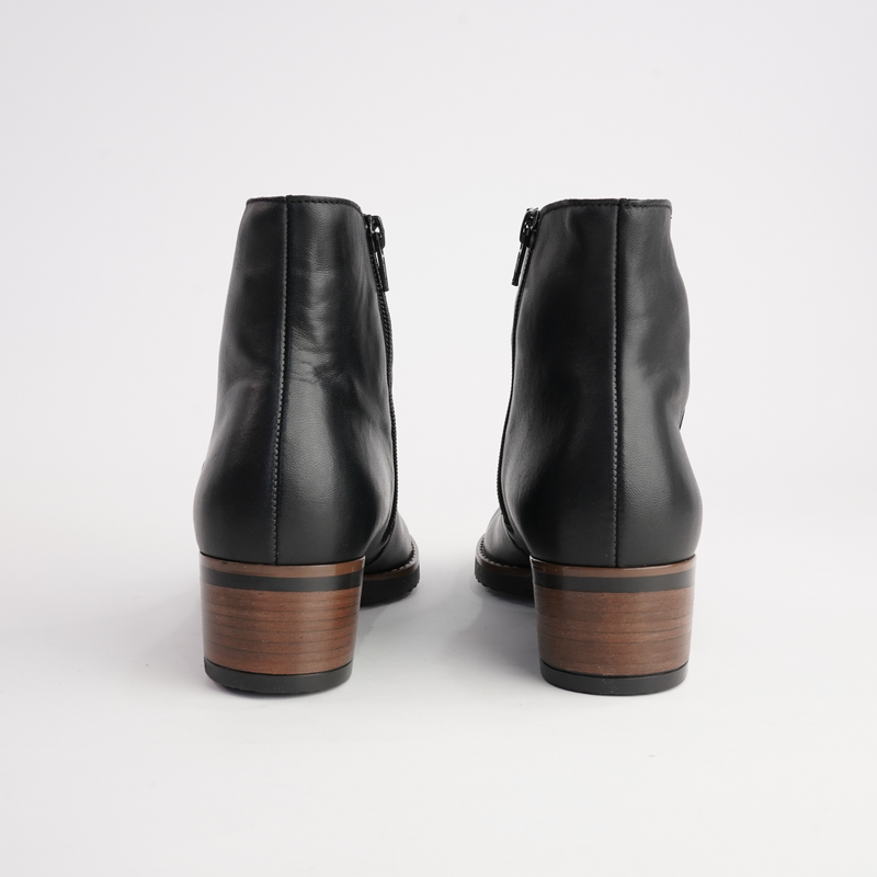 Jacky Black Leather Ankle Boots