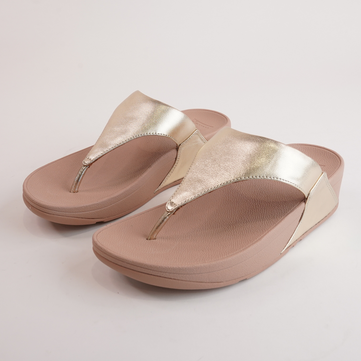 Lulu Leather Platino Gold Sandals - FITFLOP | Shouz