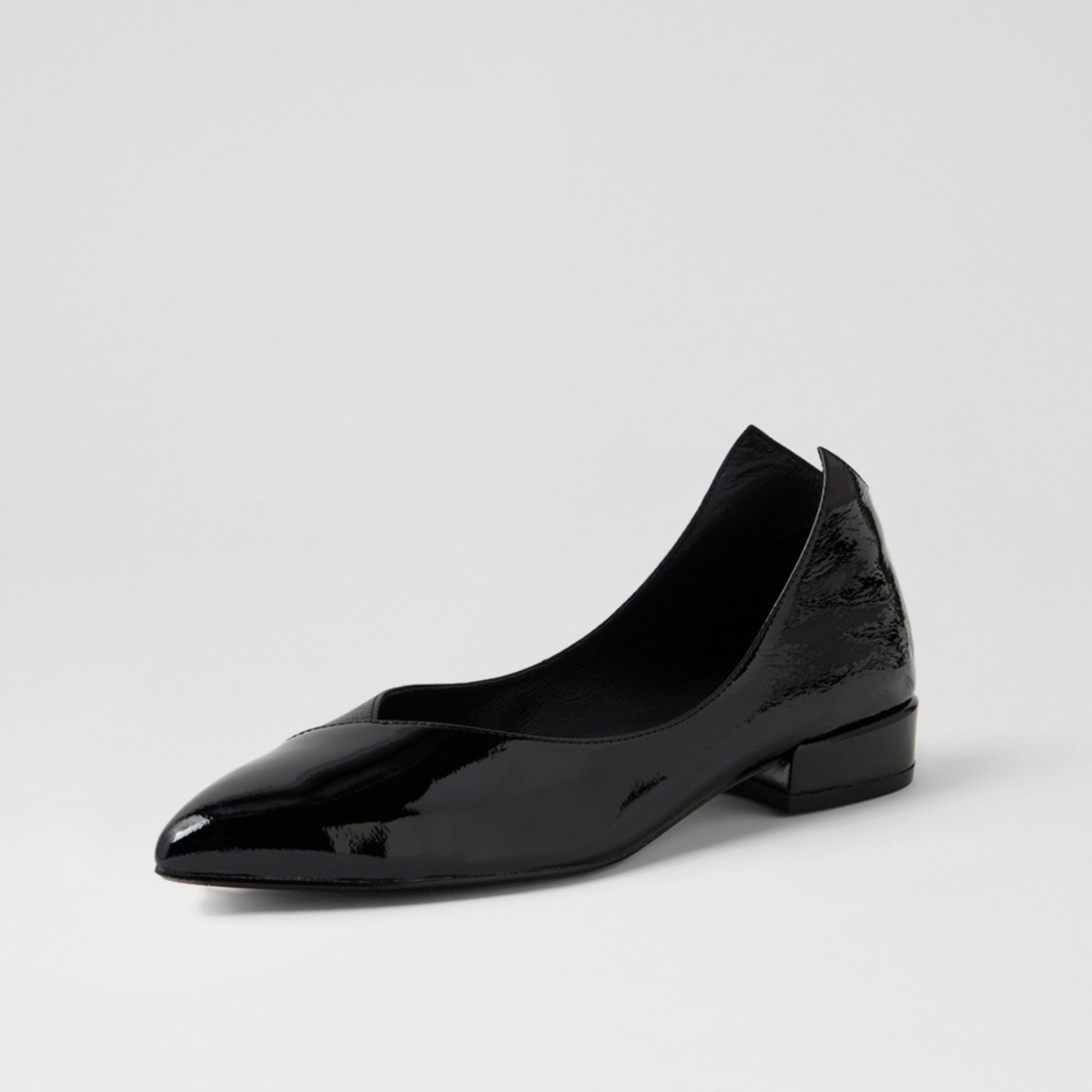 Ewa Black Patent Leather Ballet Flats - DJANGO AND JULIETTE | Shouz