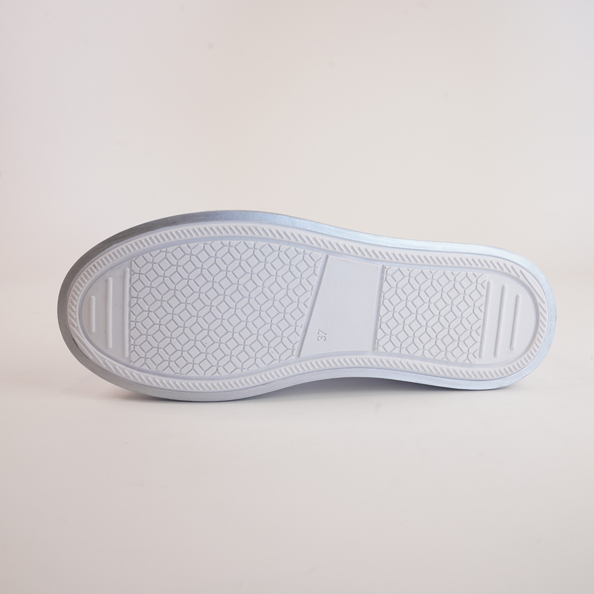 Gillers White/ Silver Jewels Sneakers - DJANGO AND JULIETTE | Shouz