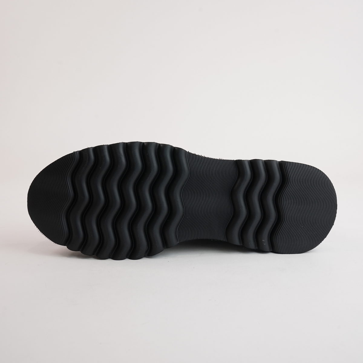 Evol Black Leather Ankle Boots - DJANGO AND JULIETTE | Shouz