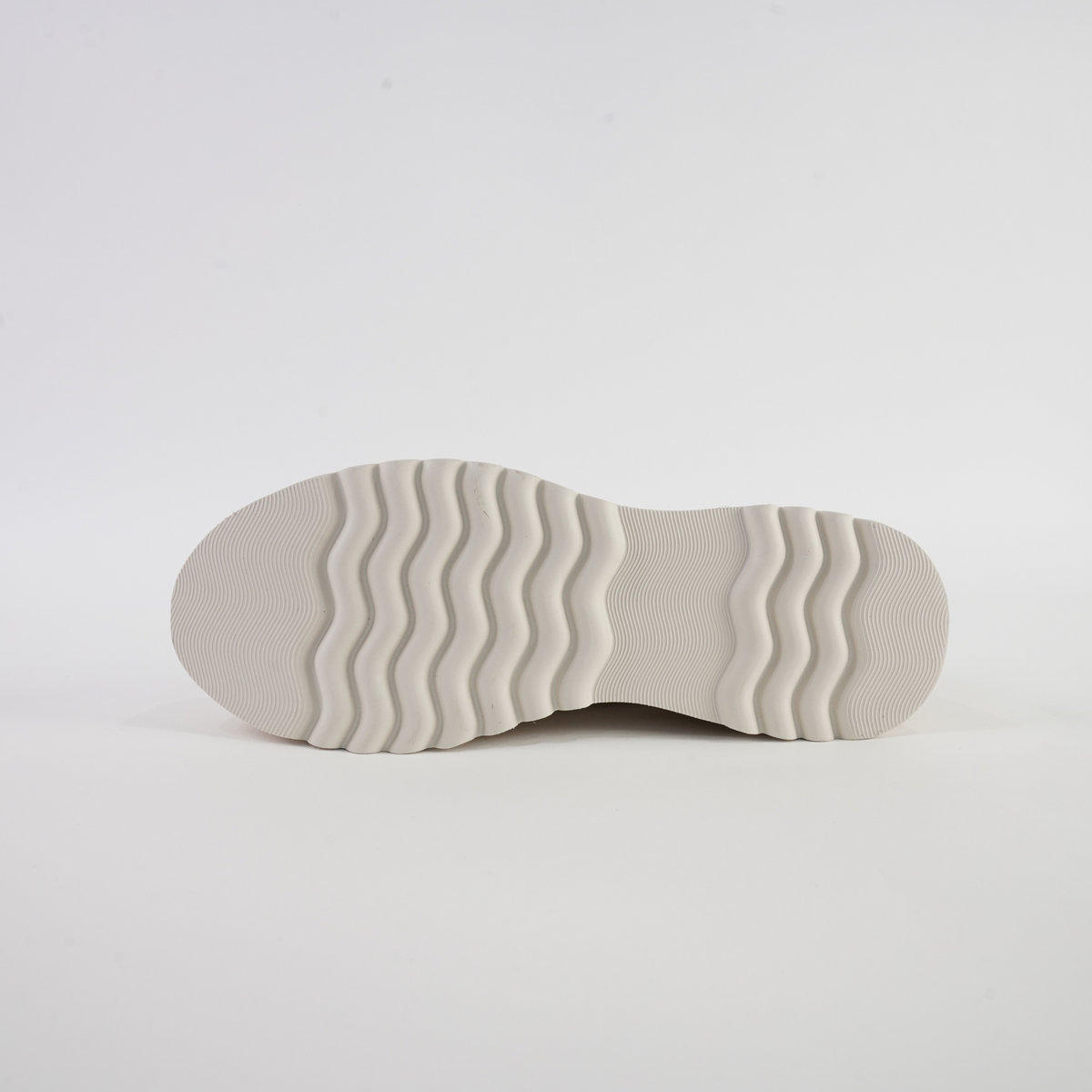 Eggey Milk Leather Ivory/ Raffia Loafers - DJANGO AND JULIETTE | Shouz