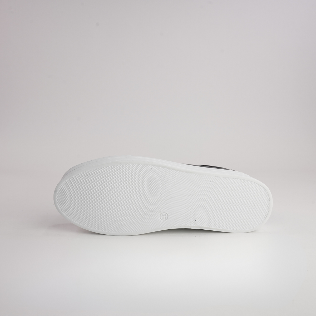 Abbey Black Leather Sneakers