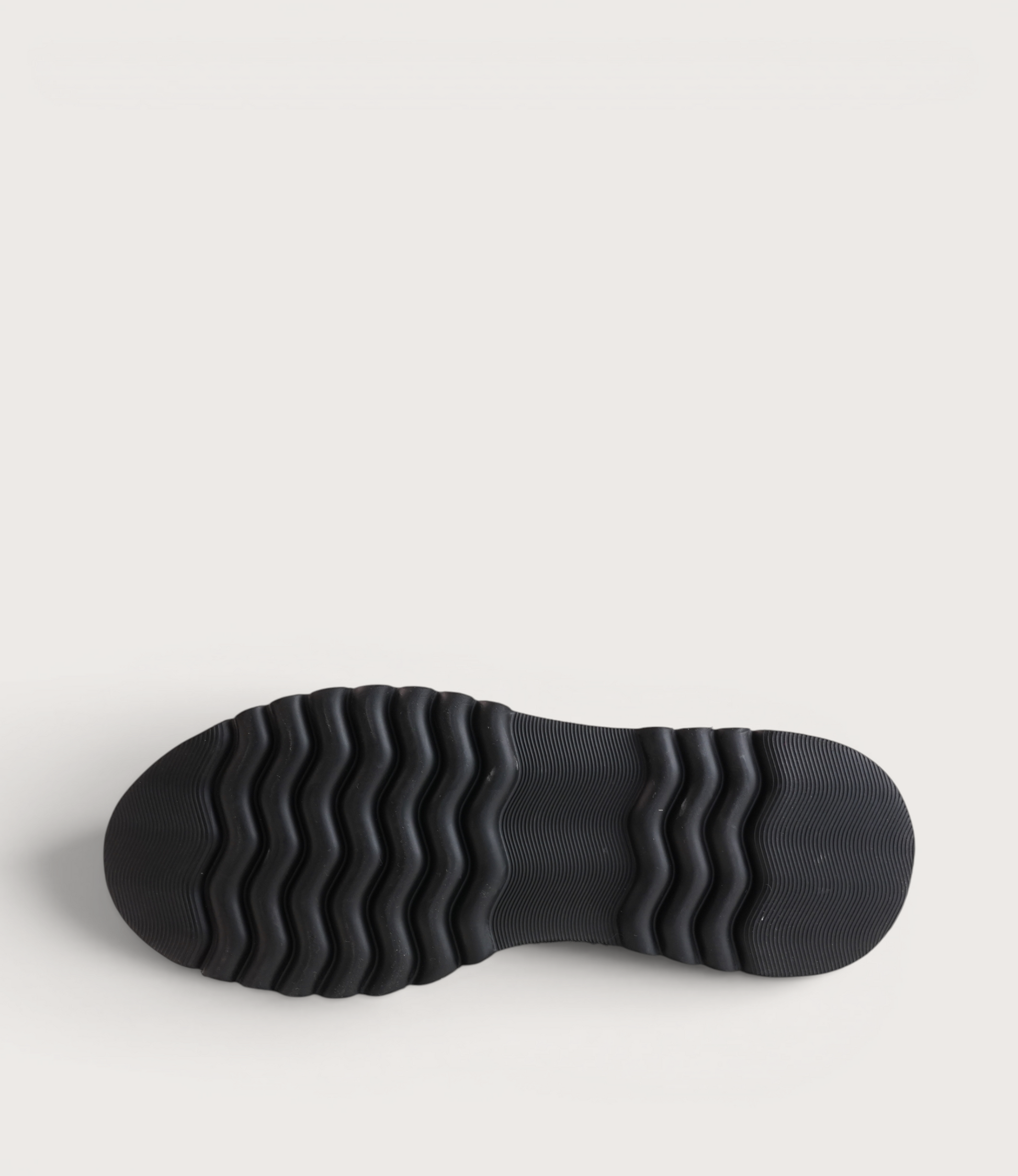 Ealia Black/ Milk Leather Loafers