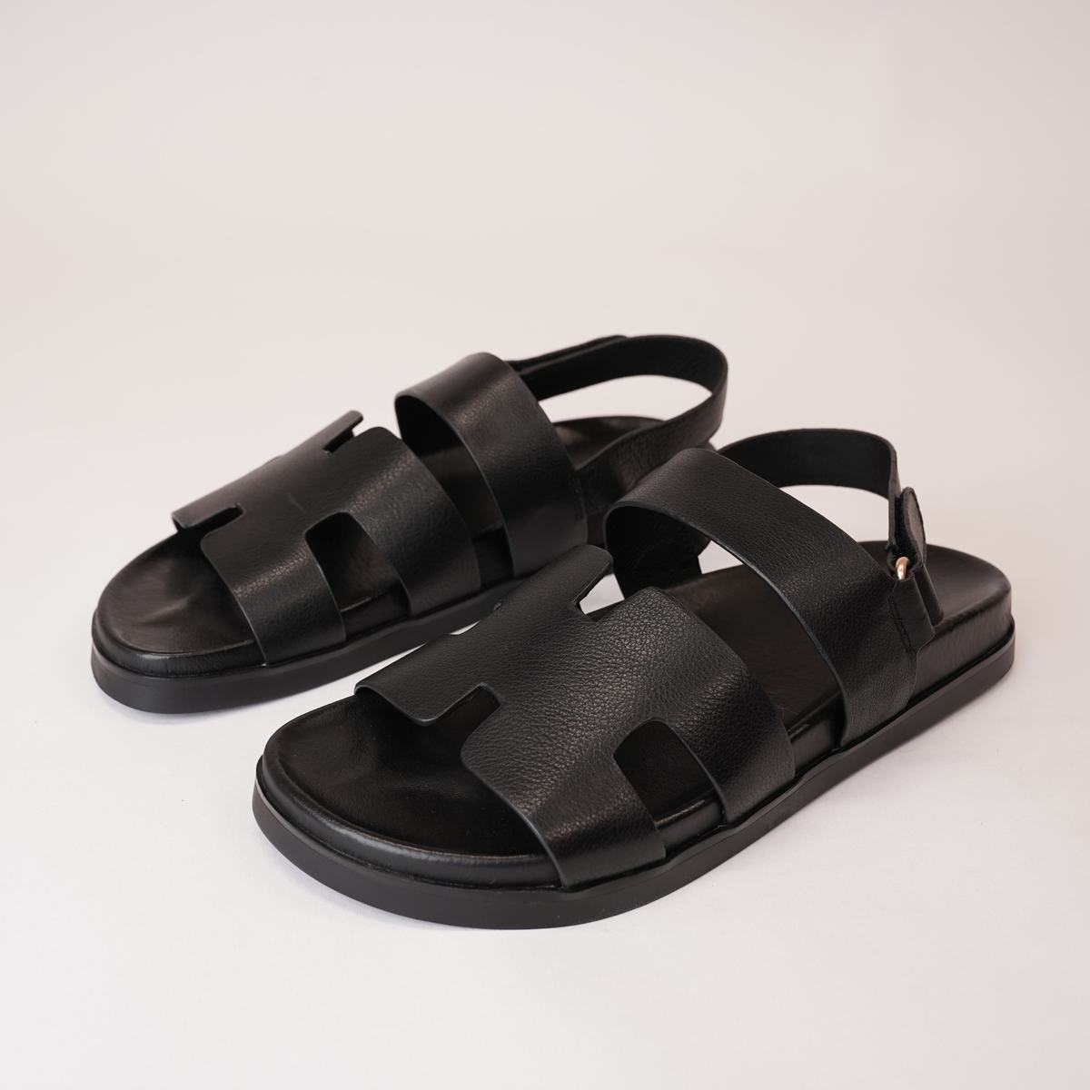 Reefa Black Leather Sandals