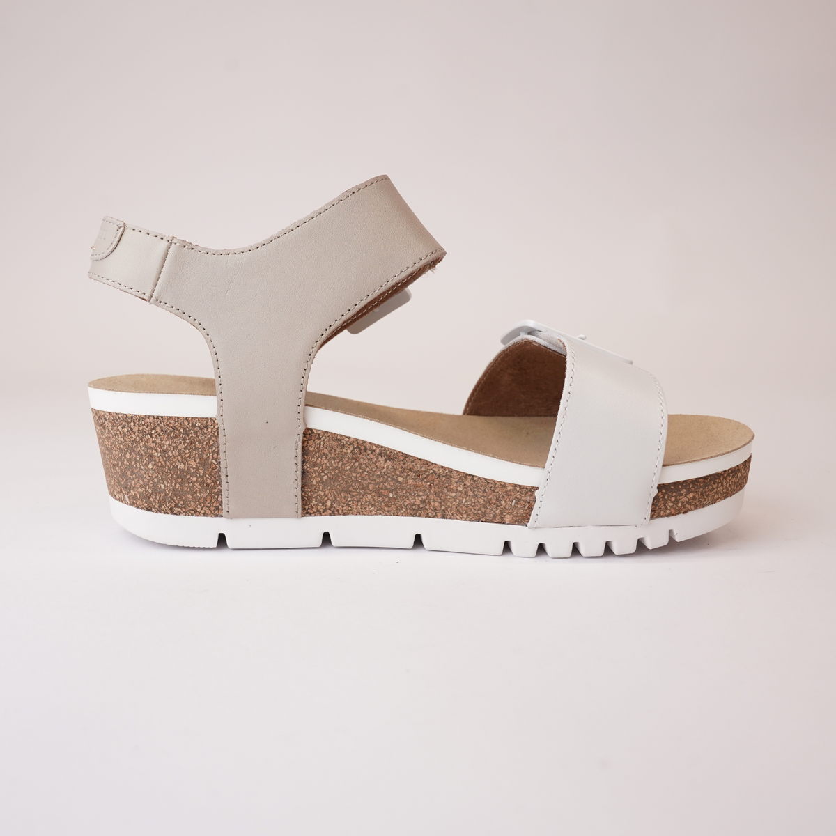 Quinn 02 Off White Kombi Leather Sandals - JOSEF SEIBEL | Shouz