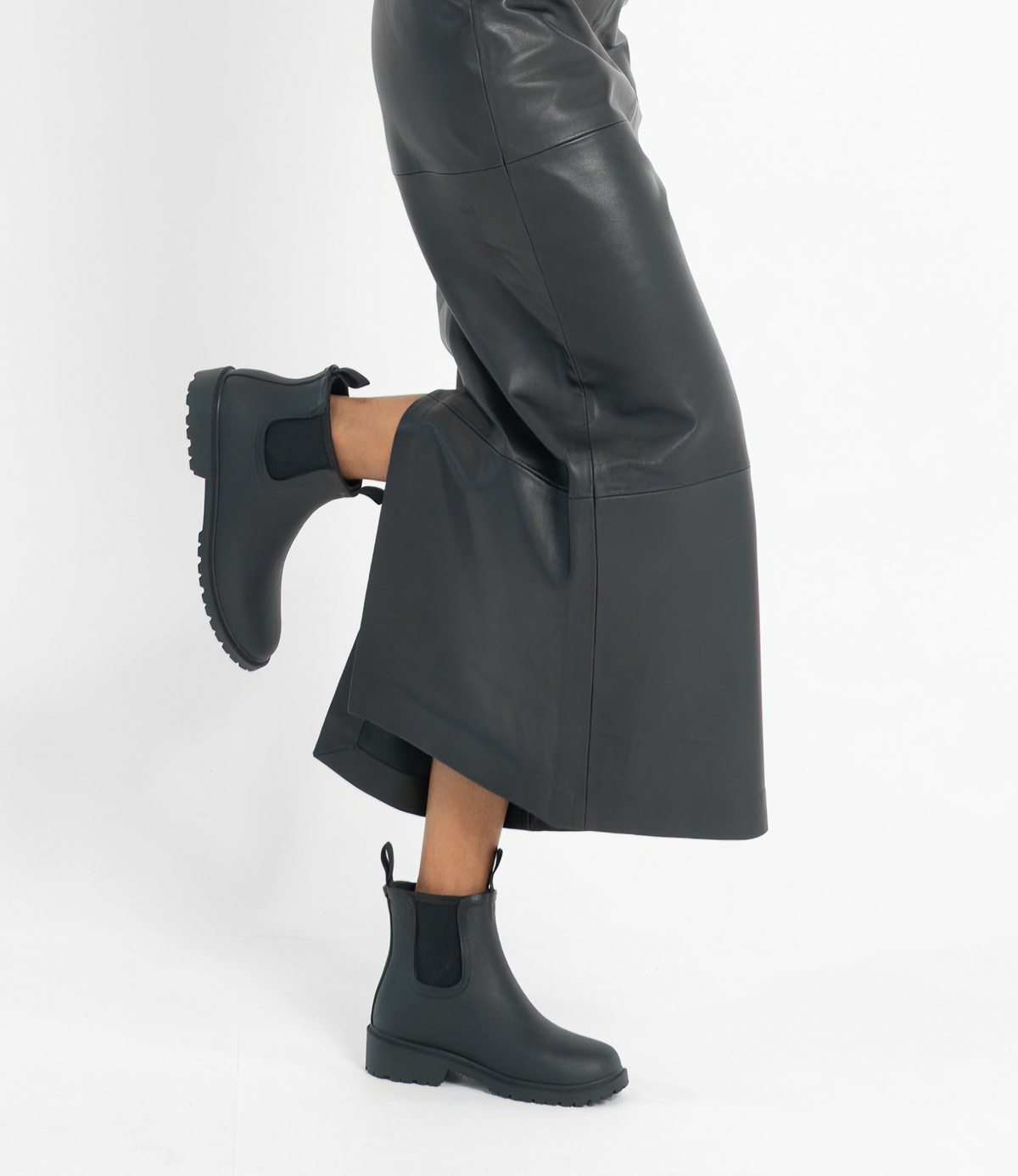Splashy Black/ Black Gumboots - DIANA FERRARI | Shouz