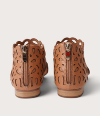 Pietro Tan Leather Sandals