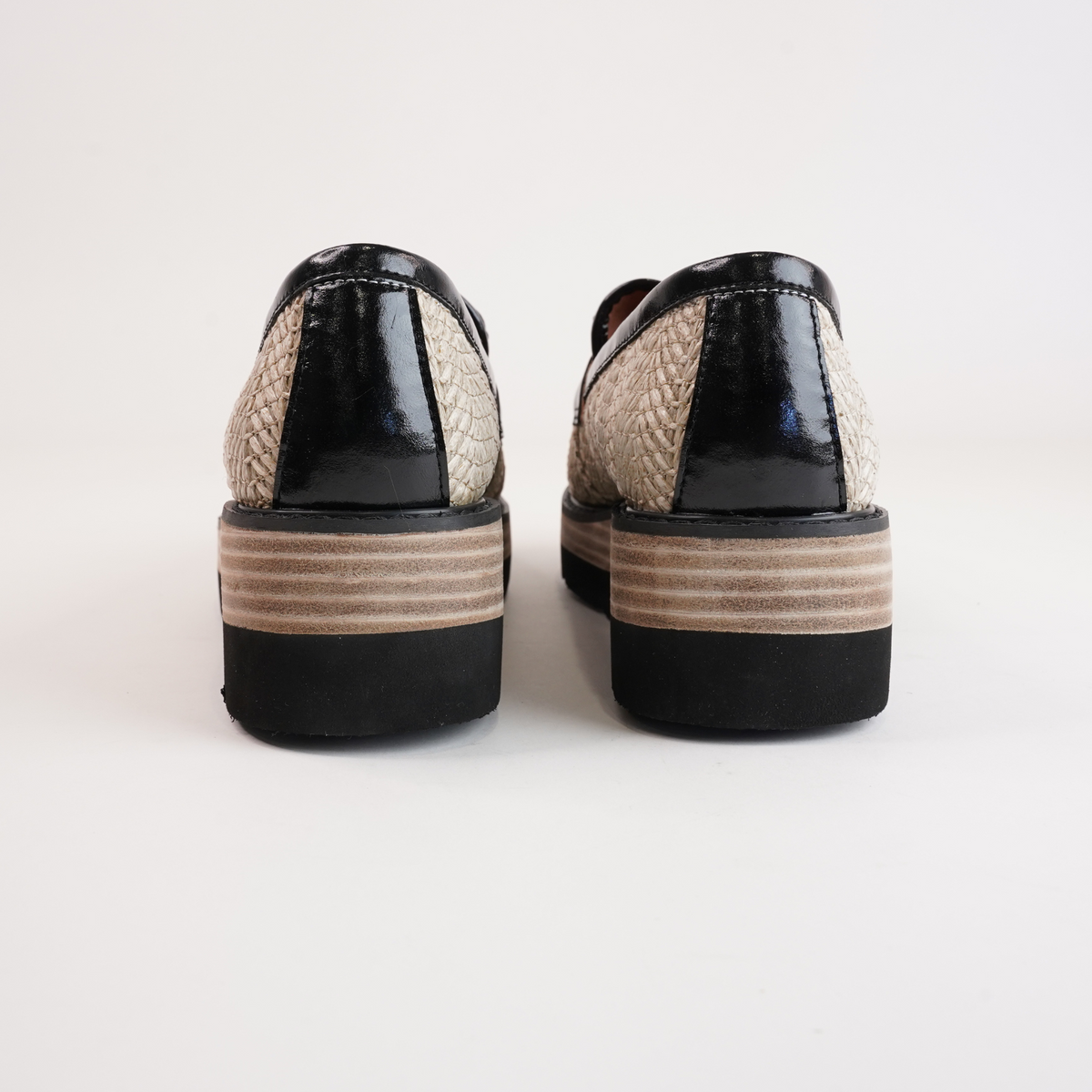 Paella Natural/ Black Leather Loafers - BRESLEY | Shouz