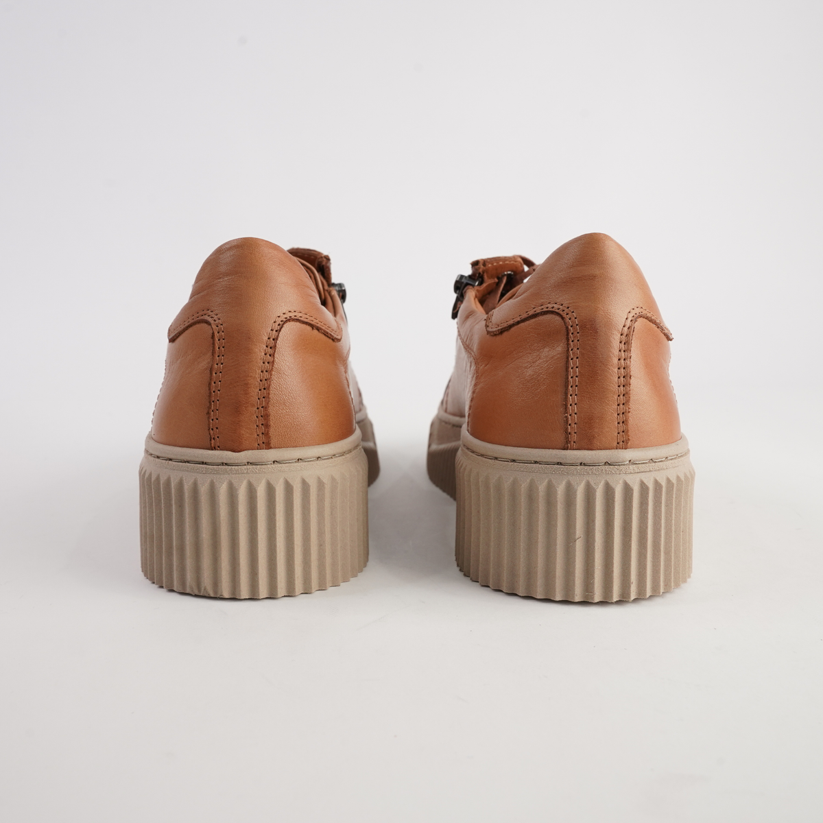 Bonnie Coconut Leather Sneakers - SALA | Shouz