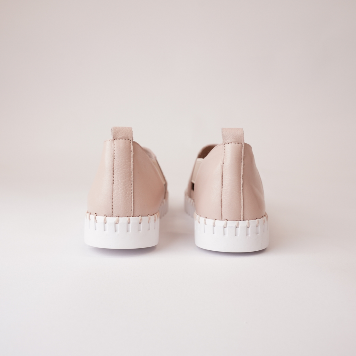 Habiki Rose Leather Sneakers - DJANGO AND JULIETTE | Shouz