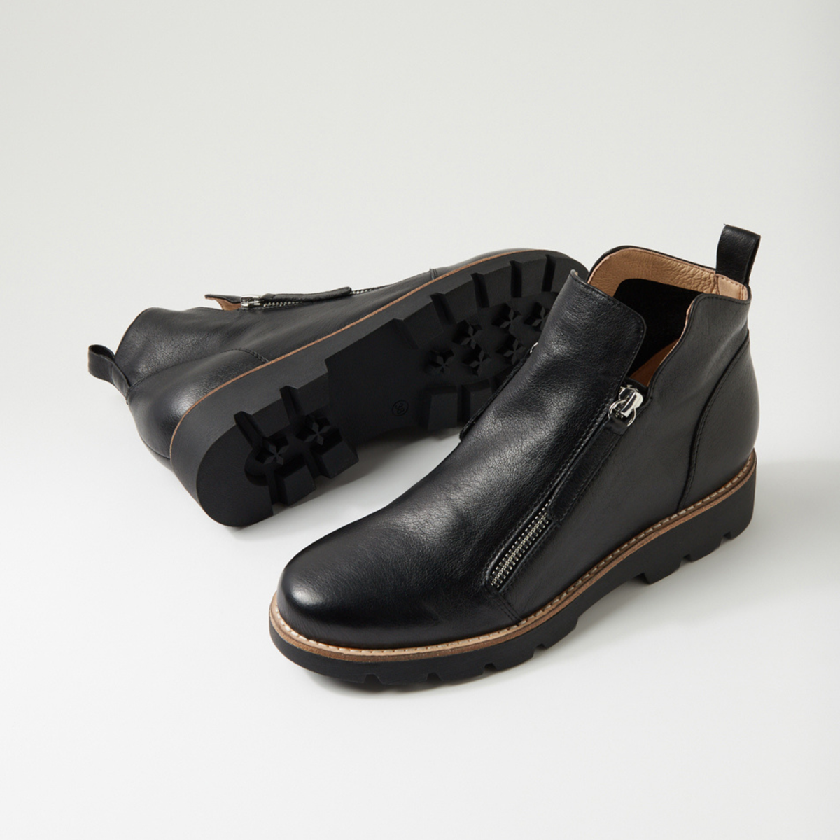 Dottiz Black Leather/ Black Sole Ankle Boots - DJANGO AND JULIETTE | Shouz