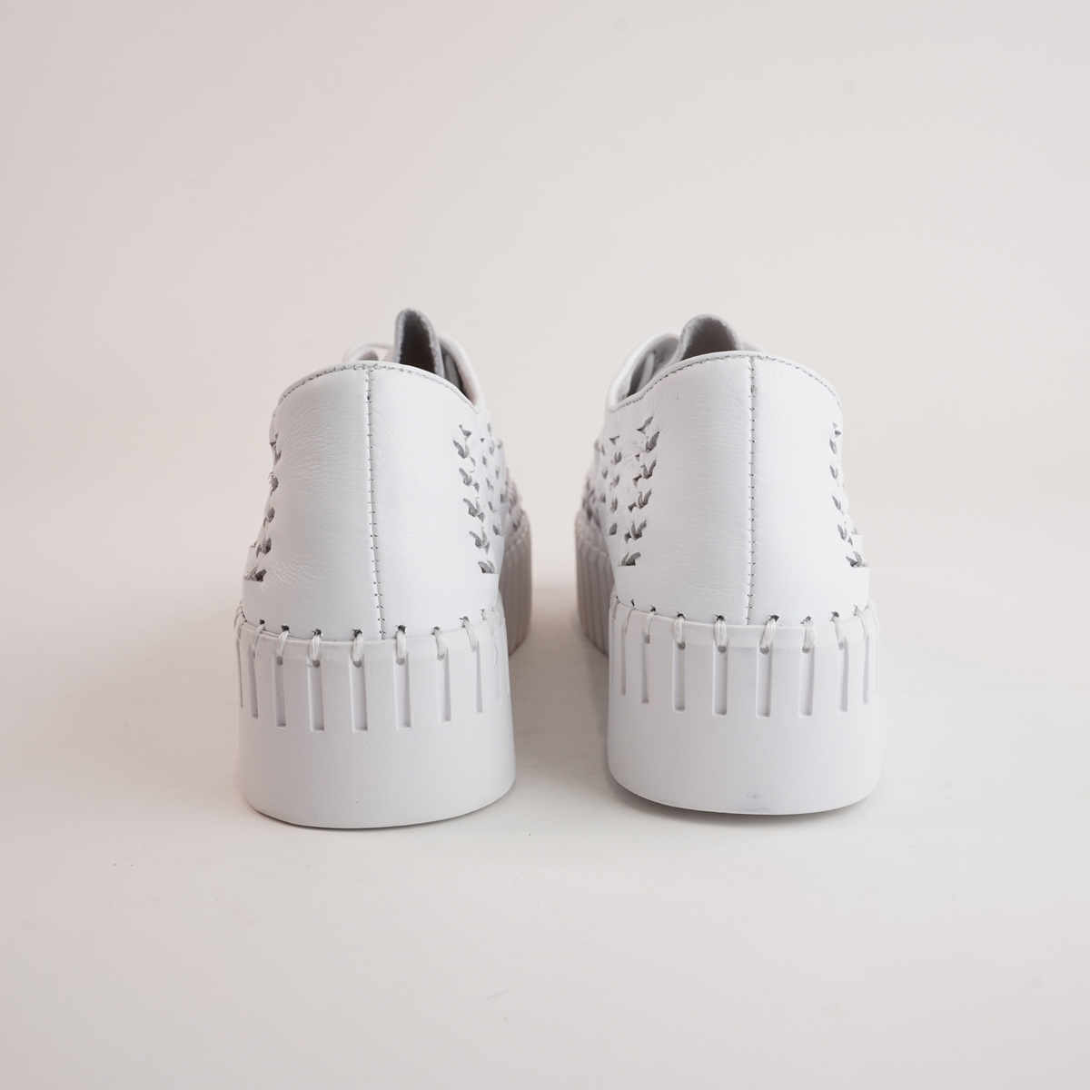 Brodies White Leather Sneakers - DJANGO AND JULIETTE | Shouz