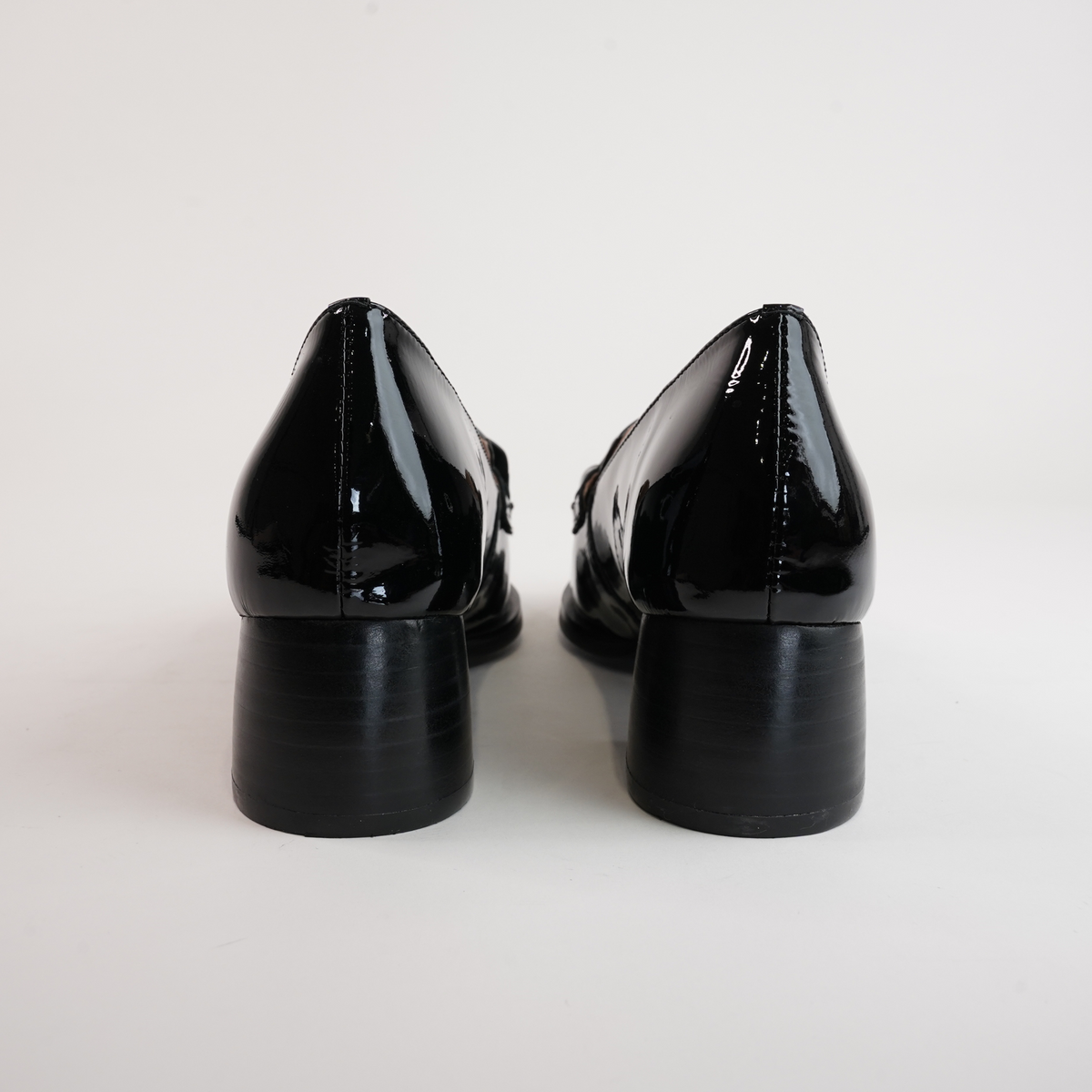 Nomass Black Patent Leather Heeled Loafers - DJANGO AND JULIETTE | Shouz