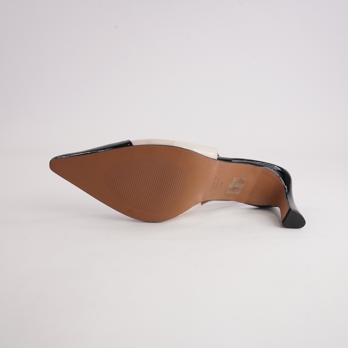 Ag-24547 Black Patent/ Bone Patent Leather Heels - NEO | Shouz