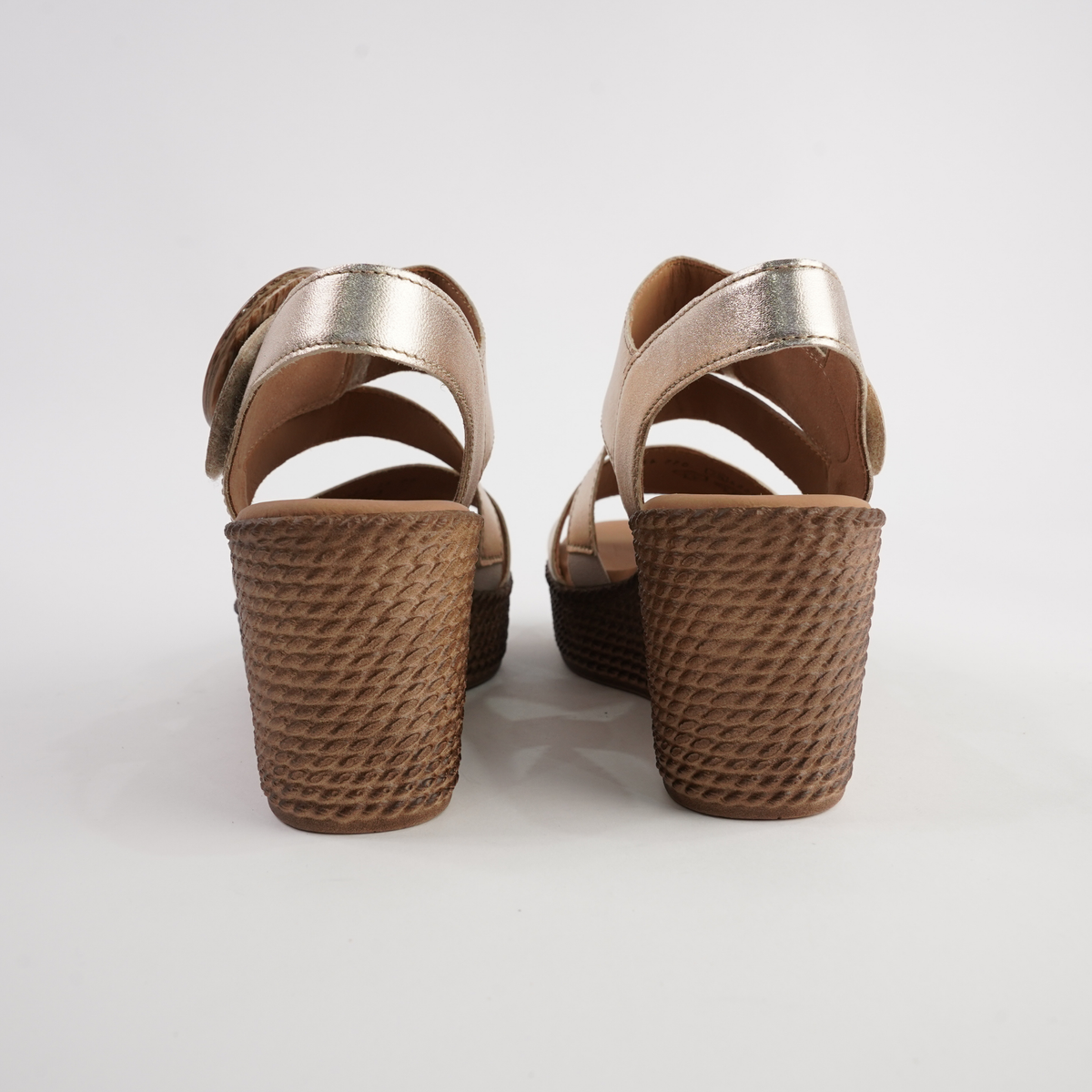 Thelma Champagne Leather Wedges - GABOR | Shouz