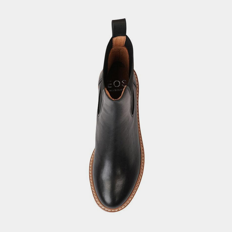 Linear Black Leather Chelsea Boots