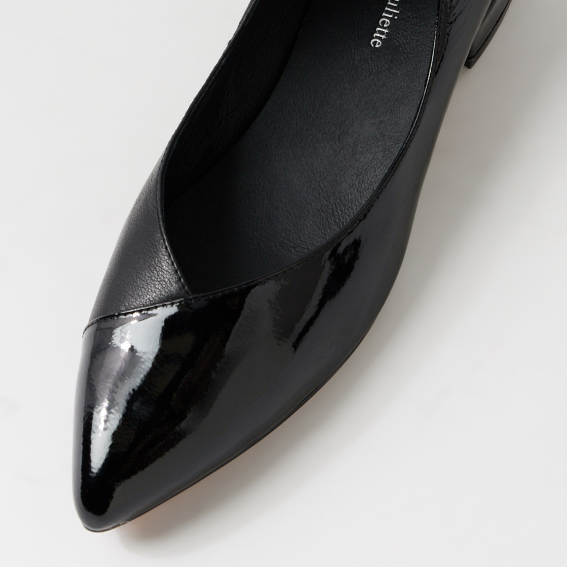 Ewa Black Patent Leather Ballet Flats - DJANGO AND JULIETTE | Shouz