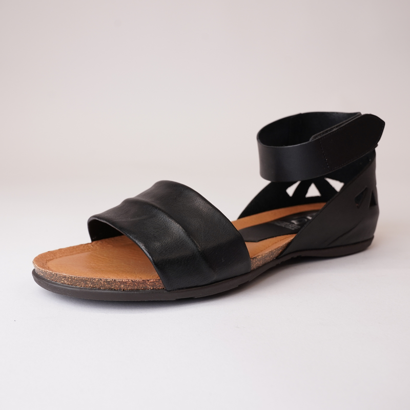 Palin Negro Leather Sandals