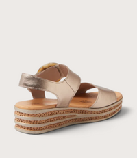 Cubbie Champagne Leather Sandals