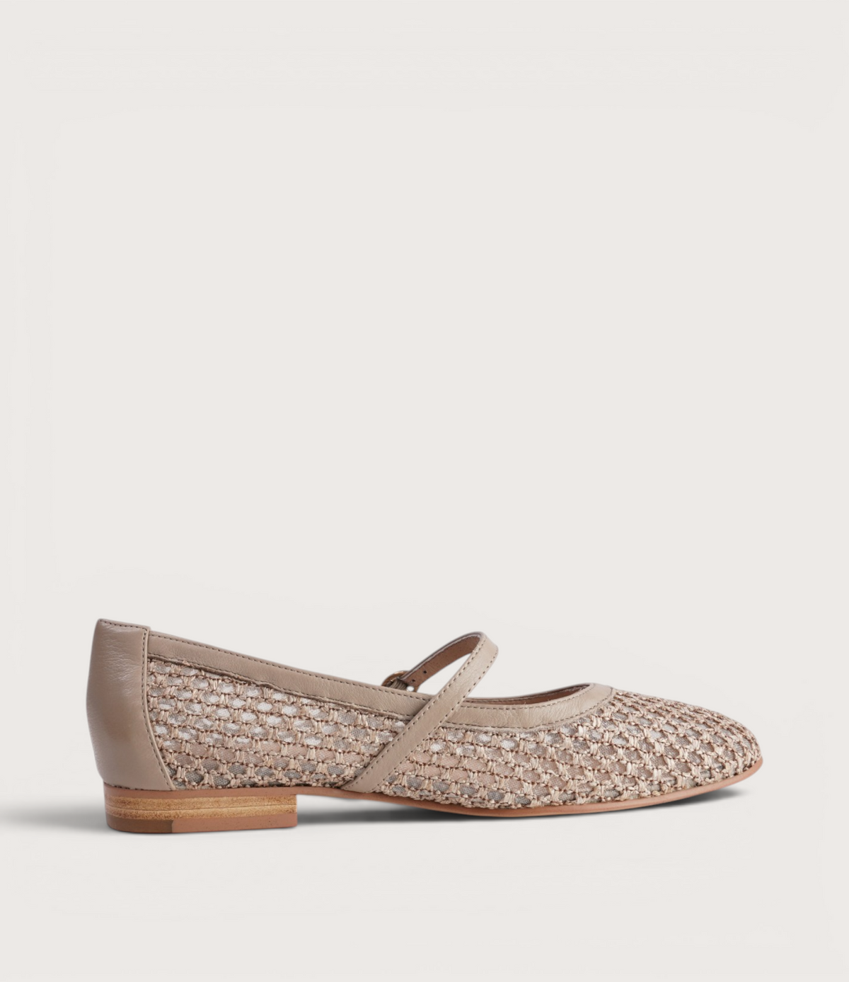 Izna Cocoa Raffia Flats