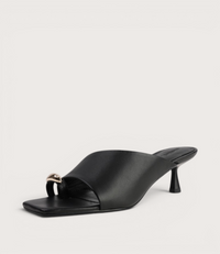 Tionee Black Leather Heels