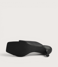 Tionee Black Leather Heels