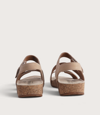 Tonga 78 Beige Sandals