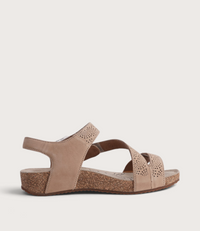Tonga 78 Beige Sandals